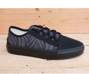 Vesica Piscis Footwear at Shoezuu in Gelsenkirchen