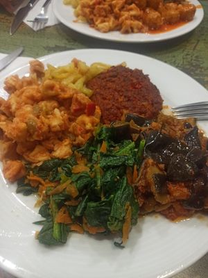 Turkish pasta, burger&fries, eggplant, spinach at Vegan Istanbul in Istanbul