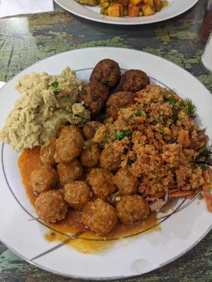 4 different dishes including falafels and hommus at Vegan Istanbul in Istanbul