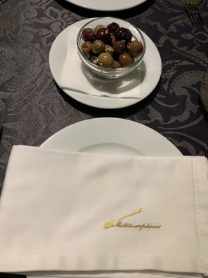 Garlic olives  at Metamorphosis in Sintra