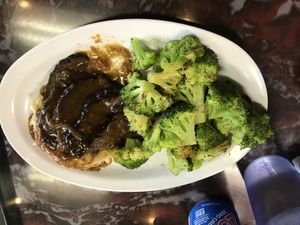 “Beaf” entree at Sanctuary Vegan Cafe in Knoxville