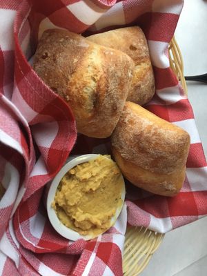 Bread and Hummus at Vegano in Montreal