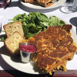 Omelette aux patates douces et oignons caramélisés at Vegano in Montreal