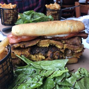 Sandwich Vegano at Vegano in Montreal