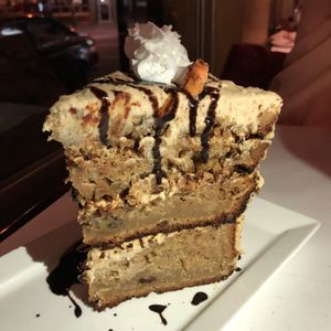 Gâteau aux carottes at Vegano in Montreal