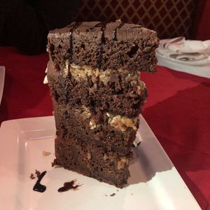 Gâteau Rice Krispies at Vegano in Montreal