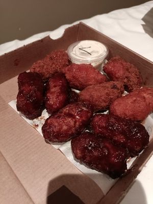 Cauliflower wings (bbq on left & spicy on right) garlic mayo dips at top at Stoned Pizza in Dublin