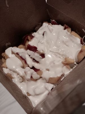 Garlic cheese chips with bacon at Stoned Pizza in Dublin