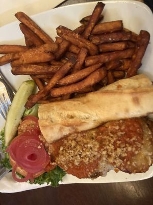Sandwich and fries at The Hollow in Albany