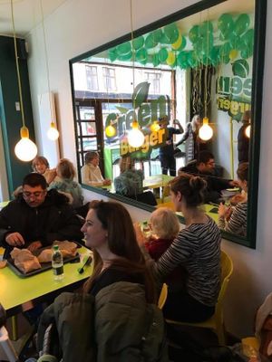 Happy customers, happy employees :-) at GreenBurger - Vesterbrogade in Copenhagen
