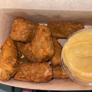 Nuggets with chipotle aioli at HipCityVeg - Broad St in Philadelphia