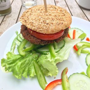 Vegan burger with freekeh patty  at Muellers Cafe in Schwerin