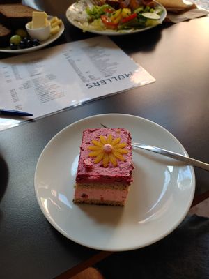 Schnittchen at Muellers Cafe in Schwerin