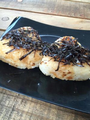 Yaki Onigiri - Onigiri a la Parrilla de V-Ramen (Mexico City - Roma Norte area) at V-Ramen - Alvaro Obregon in Mexico City