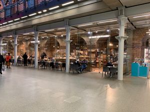 Exterior  at Le Pain Quotidien - St Pancras in North London