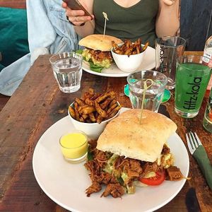 Jackfruit burgeren  at Venchi in Odense