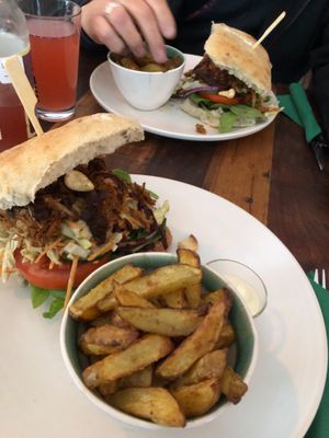 Pulled jackfruit at Venchi in Odense