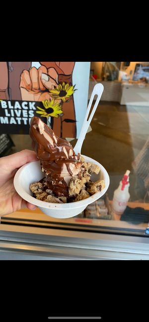 Muscavado blondie soft serve with cookie dough and newtella magic shell at Eb & Bean - Division  in Portland