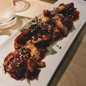 the kimchi tasted like non vegan kimchi, and was perfectly spicy  at MakiMaki Sushi Green in Cologne