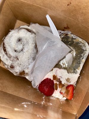 Ube cinnamon roll & tres leches at Cake Thieves in San Antonio