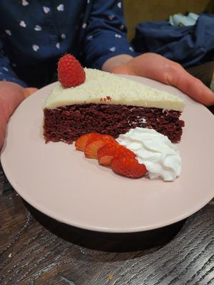 Red Velvetcake at Mooshka in Amsterdam