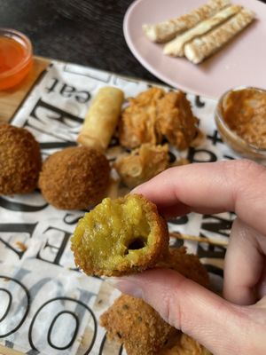 Mooshka’s tropical combo platter  at Mooshka in Amsterdam