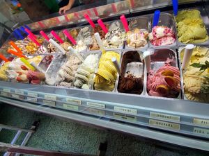 Whole front row is vegan! at Gelateria Tramonti in Cartagena