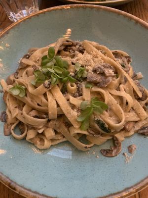 Fettuccini Alfredo at Four One Six (416) in Tel Aviv