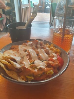 Burrito bowl and homemade lemonade at Balans Bistro in Bratislava