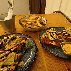 4x Green avocado tofu from Green burger💚 at Balans Bistro in Bratislava