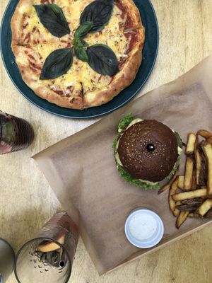 Balans burger and pizza magharita at Balans Bistro in Bratislava