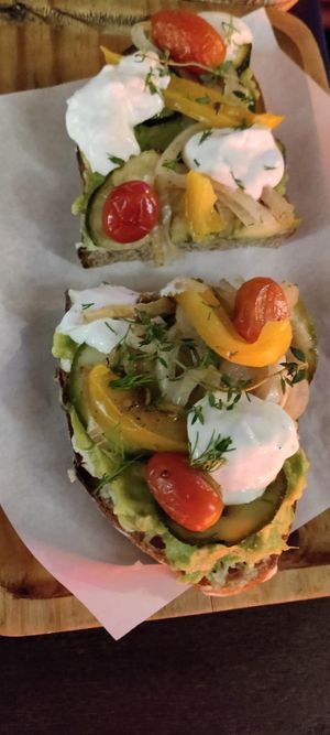 Crostini with veggies, avocado and cashew creme at Reform Kafe in Chiang Mai