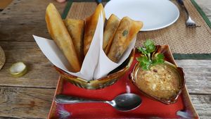 Fried spring rolls at Reform Kafe in Chiang Mai