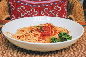 By @sheisthelostgirl  at Reform Kafe in Chiang Mai