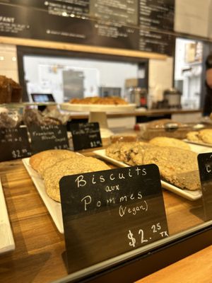   at Rose Cafe in Drummondville