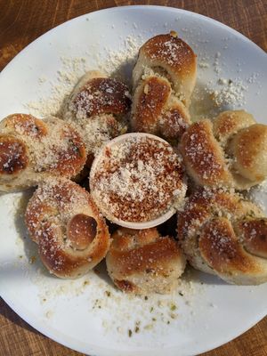 Garlic knots at Piante Pizzeria in Breckenridge