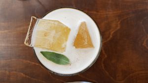 Honey bee at Piante Pizzeria in Breckenridge