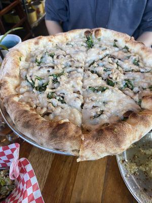 Mr. White pizza  at Piante Pizzeria in Breckenridge