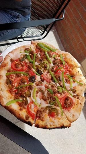 bbq pizza at Piante Pizzeria in Breckenridge