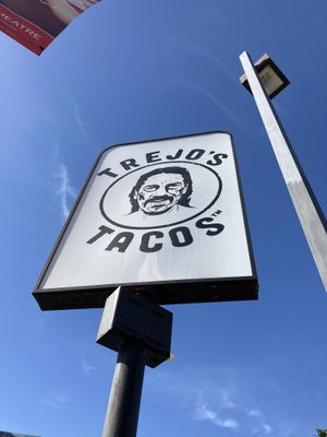 Sign  at Trejo's Tacos - Miracle Mile in Los Angeles