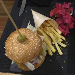 Soy burger at Luna Rossa in Panglao