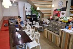 the restaurant is air-conditioned  at Lǜ ShíDài 綠時代 - Green Age in Kaohsiung