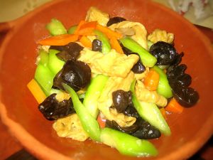 food at Tung Fong Siu Kee Yuen 東方小祇園 in Hong Kong Island