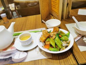 Bitter melon and tofu on rice (bowl) at Tung Fong Siu Kee Yuen 東方小祇園 in Hong Kong Island