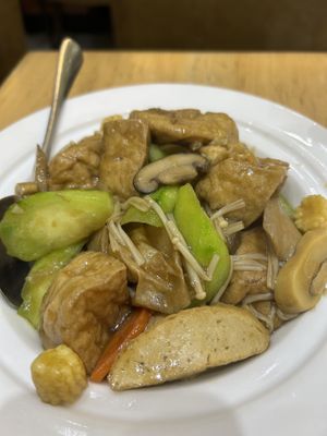  Bean curd was the bomb!  at Tung Fong Siu Kee Yuen 東方小祇園 in Hong Kong Island