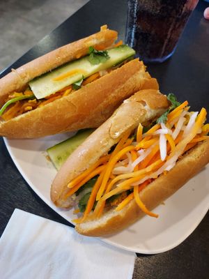 Bahn mi - 1 kind, "chikn" and pate at Dai Bi Chay in Mississauga