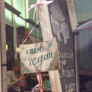 sign at Pink Ribbon Cupcakes in Hamburg