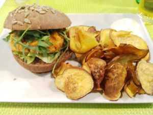 Sweet potato burger and sweet potatoes crisps! with maionese at Vegana Burgers - Cais do Sodre in Lisbon