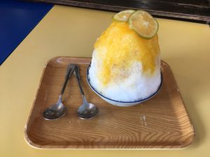 Mango sauce with salt lemon, really yummy ! (around 65 NTD) at Jacque's Home  in Kaohsiung