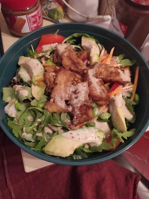 HQ Veggie Salad mit Tahitidressing at HQ Wok & HQ Sushi in Dorfen